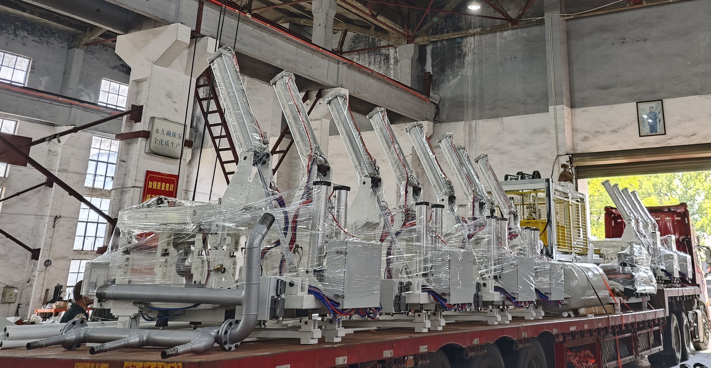 22工位转盘发泡生产线发往山西某汽车配件有限公司